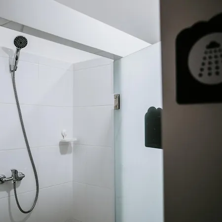 Dreams House 旅馆 法鲁区