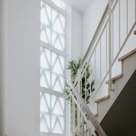 Dreams House * 法鲁区