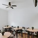 Hostel Dreams House *