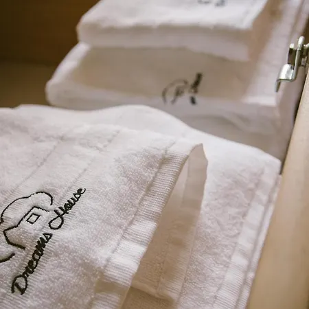 Dreams House * 法鲁区