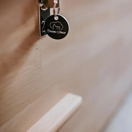 Dreams House Φάρο