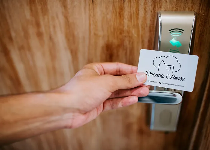 Dreams House * فارو